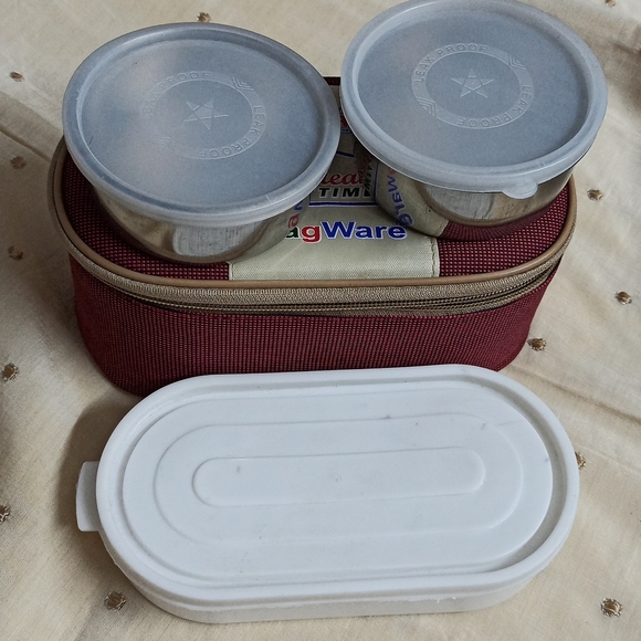 Lunch box - Picture 3 of 7